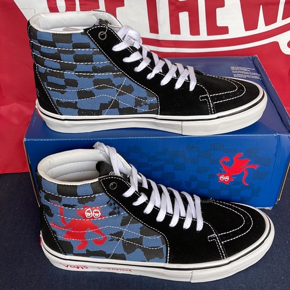 Vans Skate Sk8-Hi
(Krooked By Natas For Ray
VNOA5FCCAPG
Men’s sneakers - Picture 4 of 16